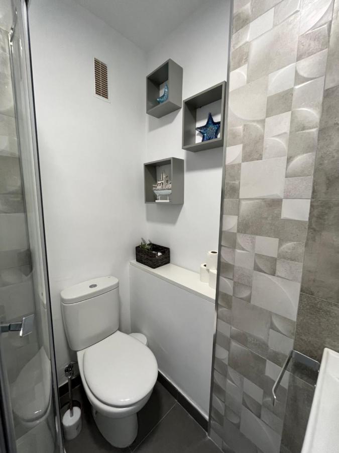Ferienwohnung Apartamento Con Piscina Y Barbacoa La Cala Del Moral Exterior foto